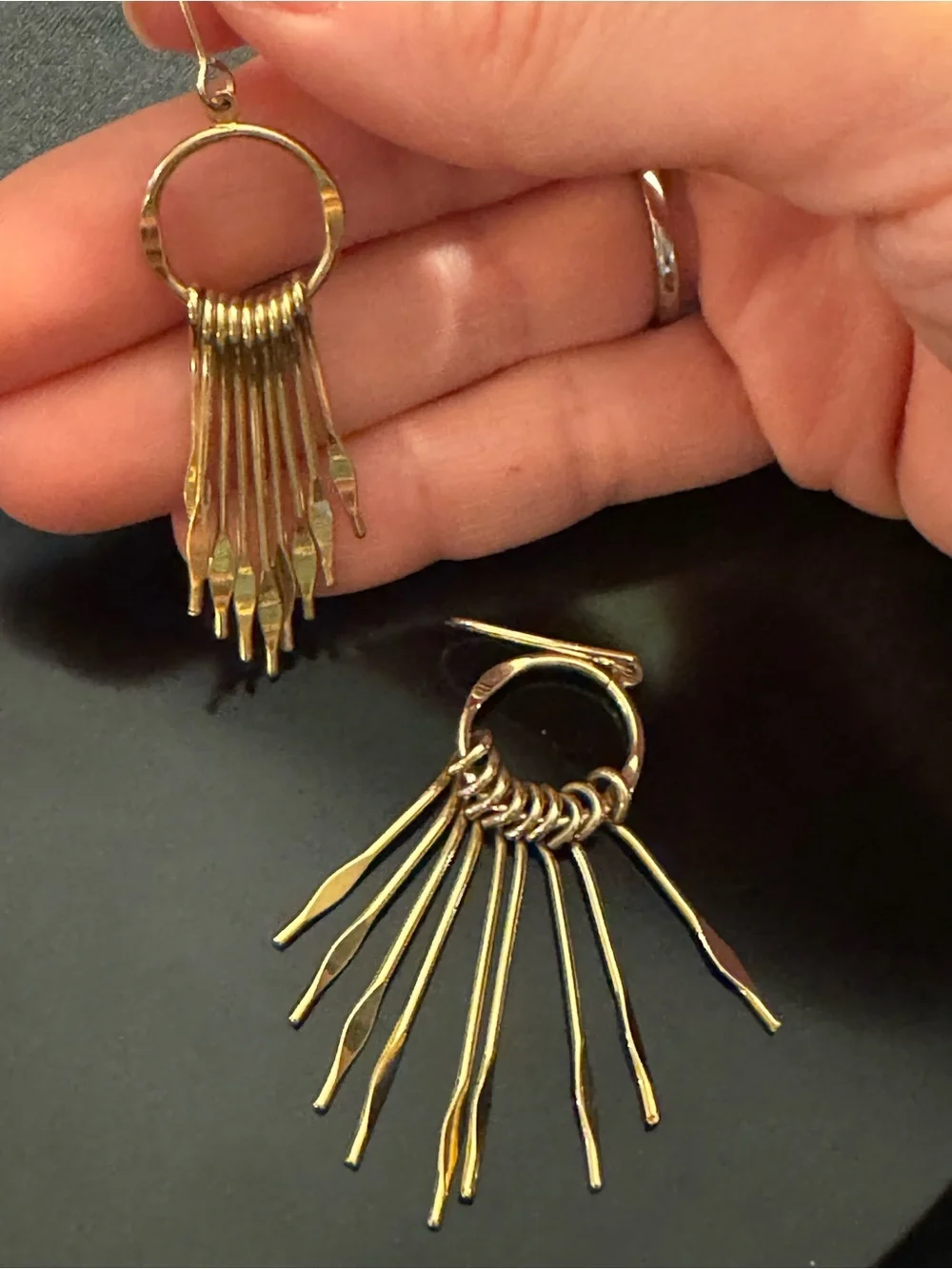 Vintage Gold Tone Fringe Hoop Dangle Earrings - 80s Kinetic Jewelry - Rad